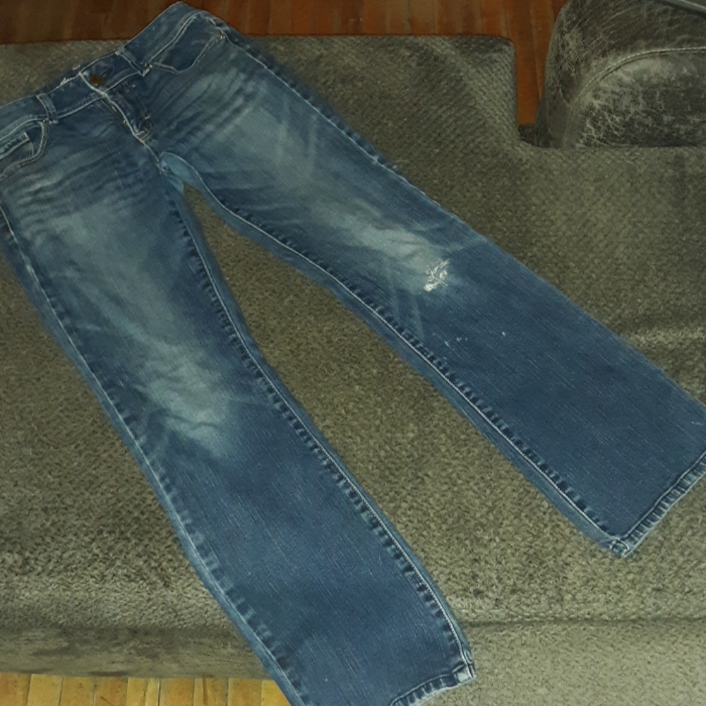 American Eagle Original Boot Jeans. Size 8